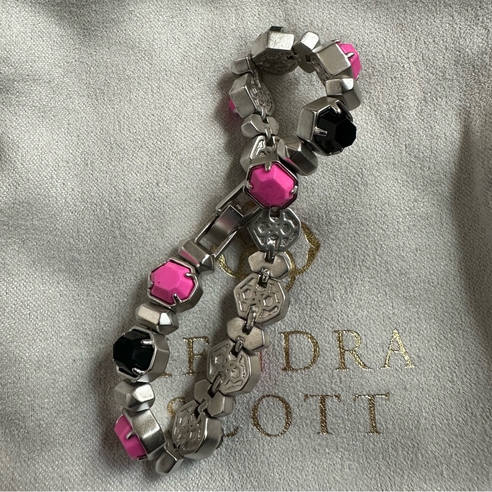 NWOT Kendra Scott Tara Bracelet - Picture 3 of 3